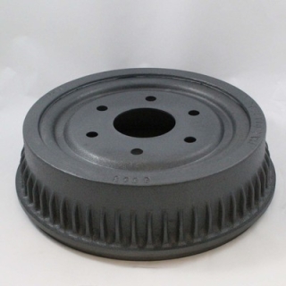 Bremstrommel Hinten - Brake Drum Rear GM Trucks  95-00